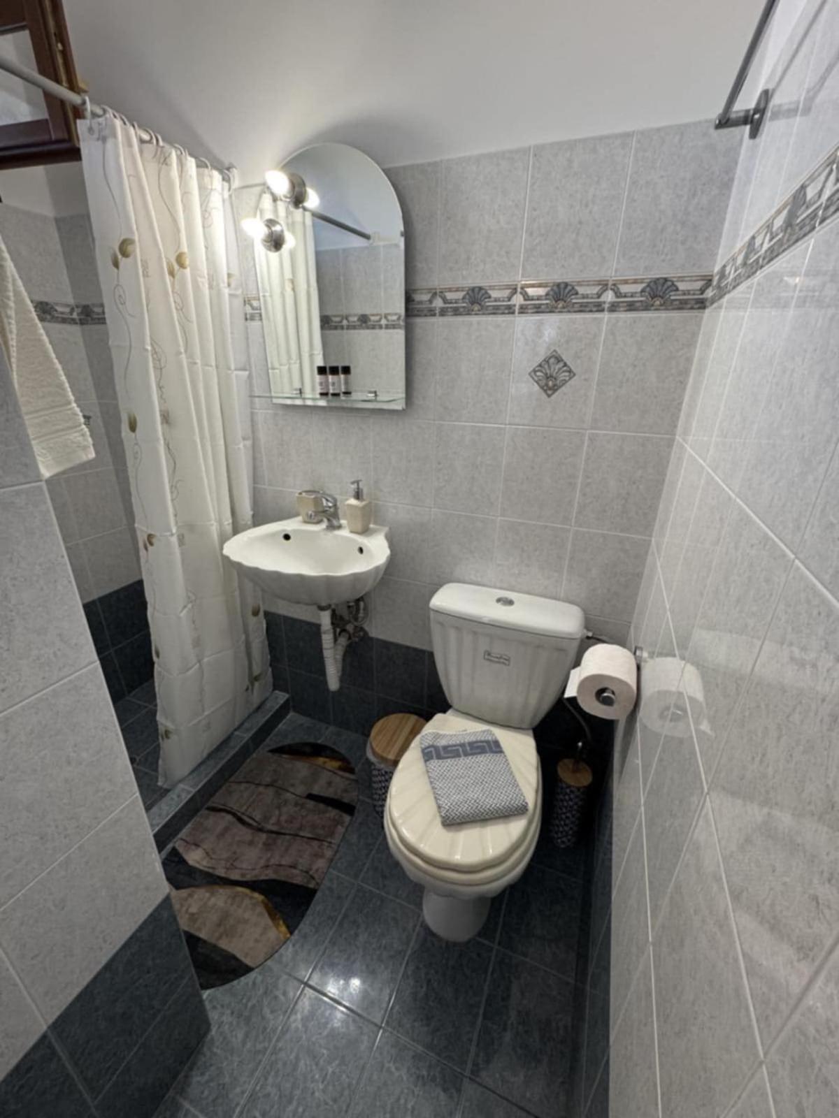 GuestHouse Iris Mystras Extérieur photo